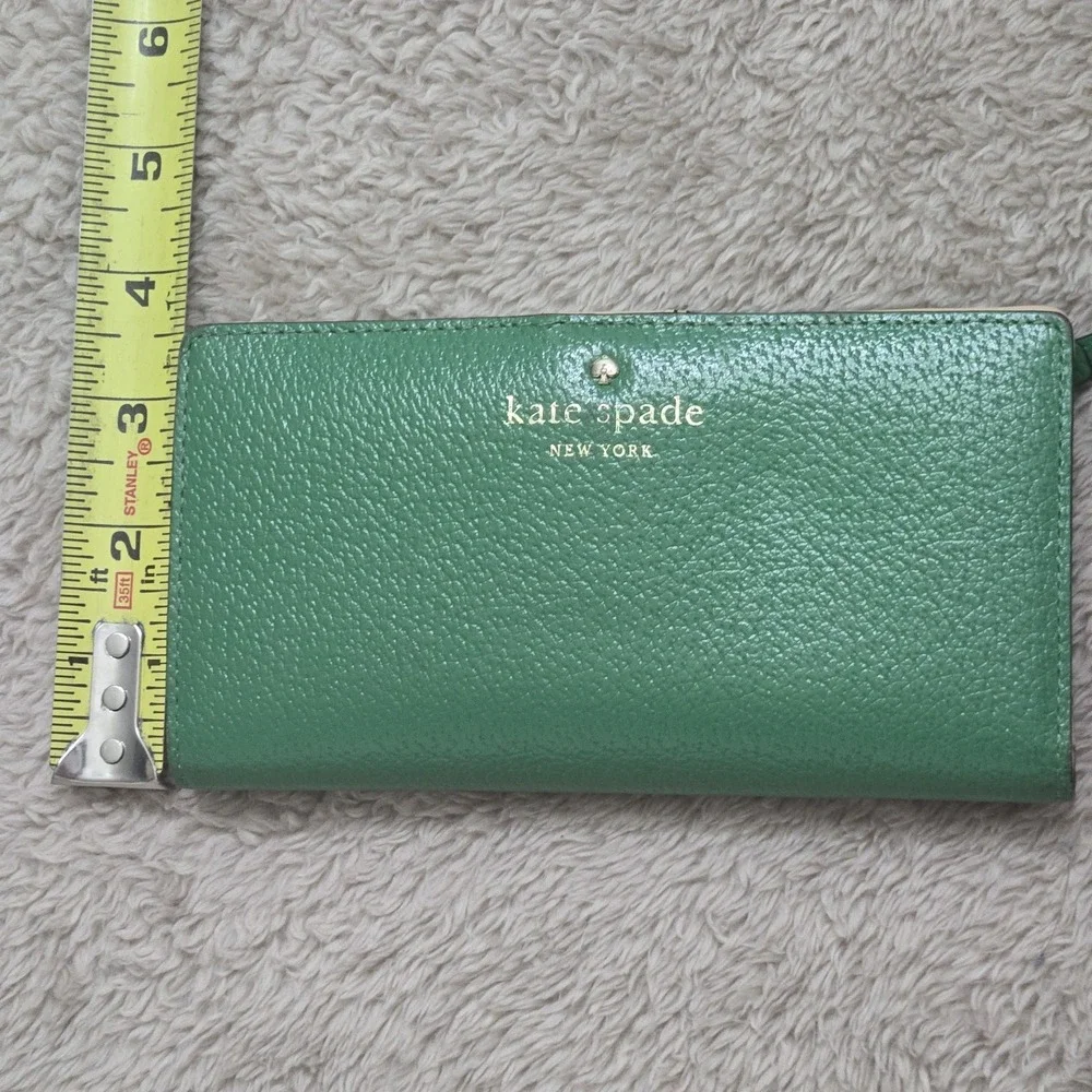 Kate Spade New York Darcy Slim Bifold Wallet Designer Green Leather Snap Zipper